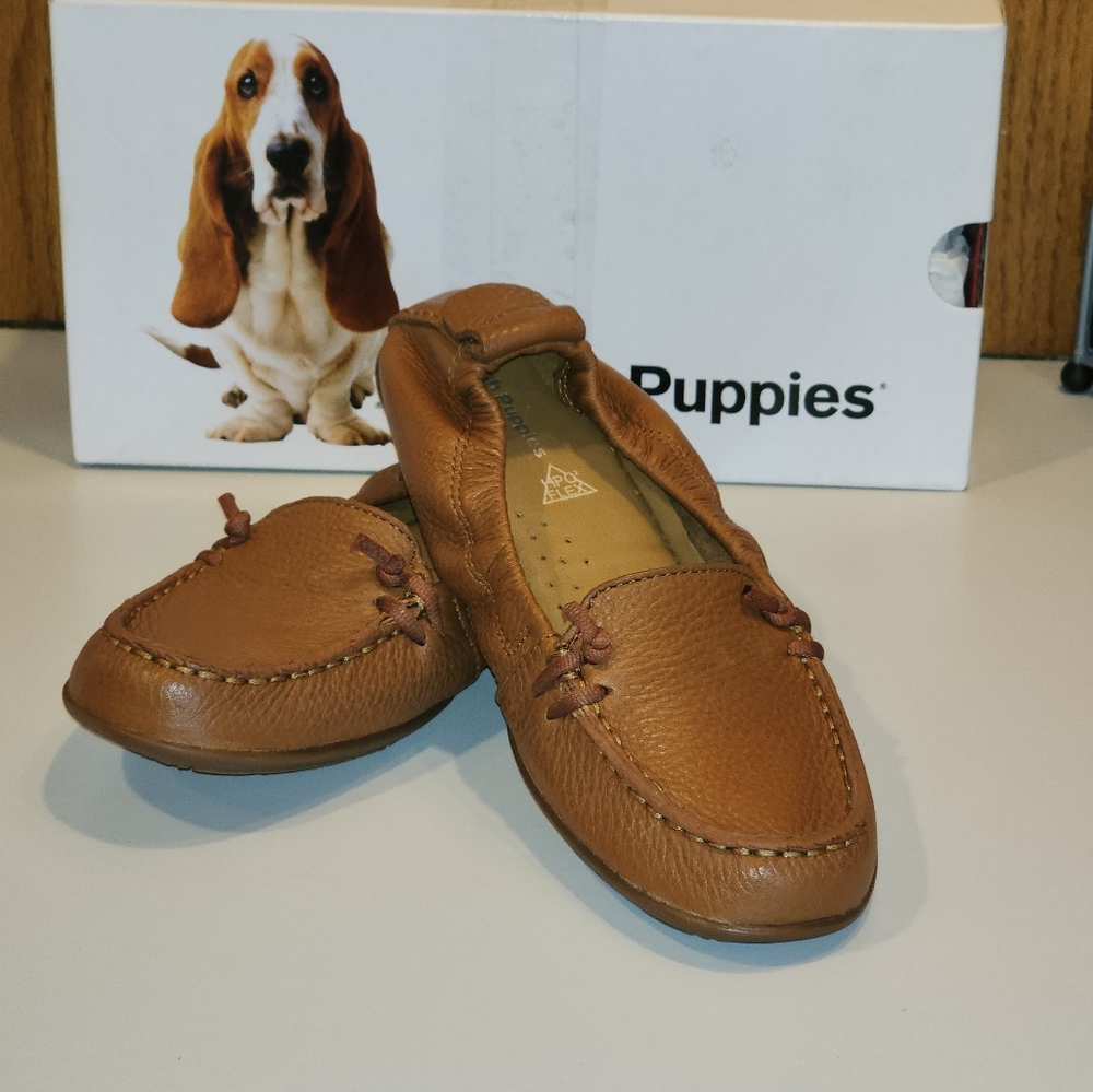 NWT Hush Puppies,Ceil,Slip-on,Mocc Toe,Moccasin Style Womens Size 6M Shoes